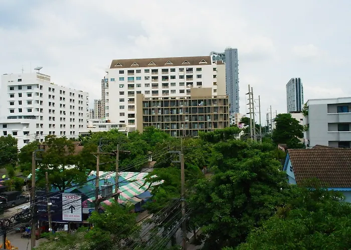 Vx The Fifty Ostello Bangkok