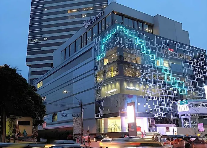 Ostello Vx The Fifty Bangkok